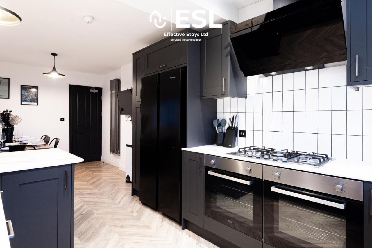 Holiday home 5 Bedroom Victorian Town House - Perfect For Contractors And Family Groups